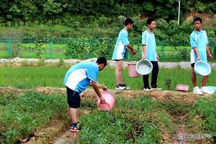 斯波：我希望球员们拼抢篮板 我要瞧瞧球队是否能以其它方式赢球