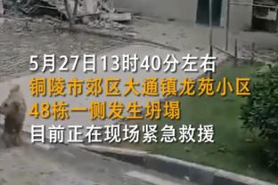 队报：姆巴佩被换下时将袖标扔给队友 他对上轮替补也感到愤怒